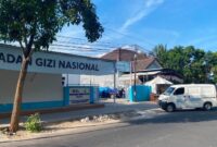 DAPUR MBG: Mobil operasional MBG masuk ke kawasan Dapur SPPG di Desa Kolor, Kecamatan/Kabupaten Sumenep, Selasa (28/7). (Miftahol Rosiqin/Radarpantura.id).