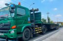 KENDARAAN: Truk besar berbahan bakal bio solar. (Moh Busri/Radarpantura.id)