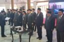 ABDI NEGARA: Bupati Fauzi melantik 25 pejabat Pemkab di Pendopo Agung Keraton Sumenep, Senin (13/7). (Radarpantura.id/Istimewa)