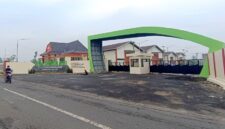 ASET NEGARA: Bangunan kawasan APHT Sumenep di Desa/Kecamatan Guluk-Guluk, Kabupaten Sumenep. (Moh Busri/Radarpantura.id)