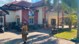 BANGUNAN: Kantor Diskop UKM Perindag Sumenep di Jalan Urip Sumoharjo No. 6, Dusun Mastasek, Pabian, Kecamatan Kota Sumenep, Kabupaten Sumenep. (Miftahol Rosiqin/Radarpantura.id)