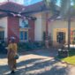 BANGUNAN: Kantor Diskop UKM Perindag Sumenep di Jalan Urip Sumoharjo No. 6, Dusun Mastasek, Pabian, Kecamatan Kota Sumenep, Kabupaten Sumenep. (Miftahol Rosiqin/Radarpantura.id)