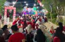 RAMAI: Masyarakat antusias menghadiri malam puncak Semarak Kemerdekaan Bimbel Gemilang Nusantara, Minggu (23/8). (Gemilang Nusantara for Radarpantura.id)
