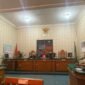PROSES HUKUM: PN Sumenep menggelar sidang praperadilan penghentian penyidikan kasus pemalsuan tanda tangan, Jumat (11/9). (Miftah/Radarpatura.id)