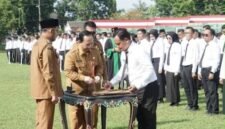 DIKUKUHKAN: Prosesi pelantikan PPPK paruh waktu Kabupaten Sumenep tempo lalu. (Istimewa/Radarpantura.id).