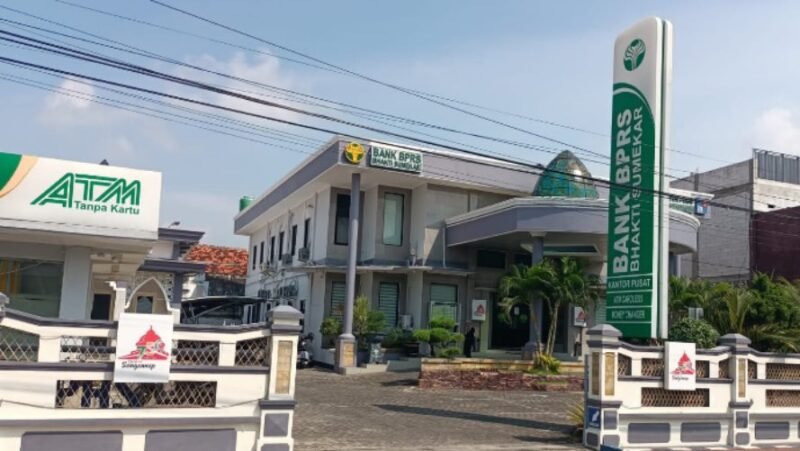 PERBANKAN: Gedung Kantor Pusat BPRS Bhakti Sumekar di Sumenep
